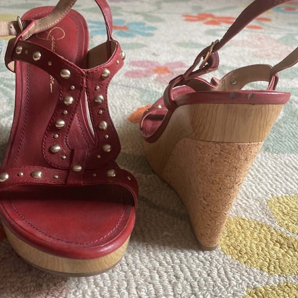 Jessica Simpson Frida Wedge - Picture 5 of 10